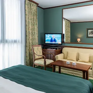 4* Hotell Leonardo Center