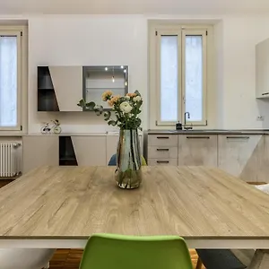  Appartement Beplace In Isola